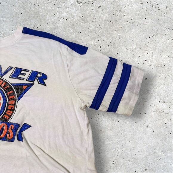 Denver Broncos Cropped T-Shirt Junk Food NFL Varsity Stripe Retro Logo Sz Large - Picture 3 of 9